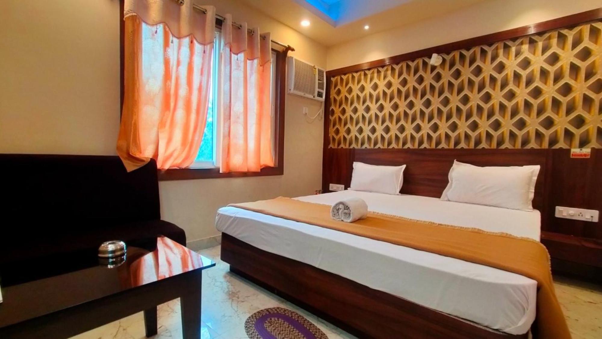 Hotel Park View - Lift Facilities- Near Sea Beach Best Choice Of Travellers By Morservices بوري المظهر الخارجي الصورة